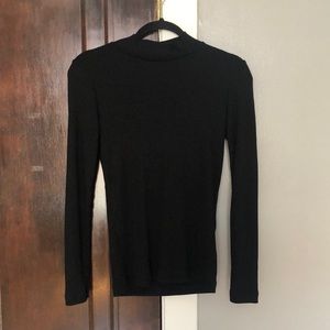 Uniqlo black long sleeve. Size M.
